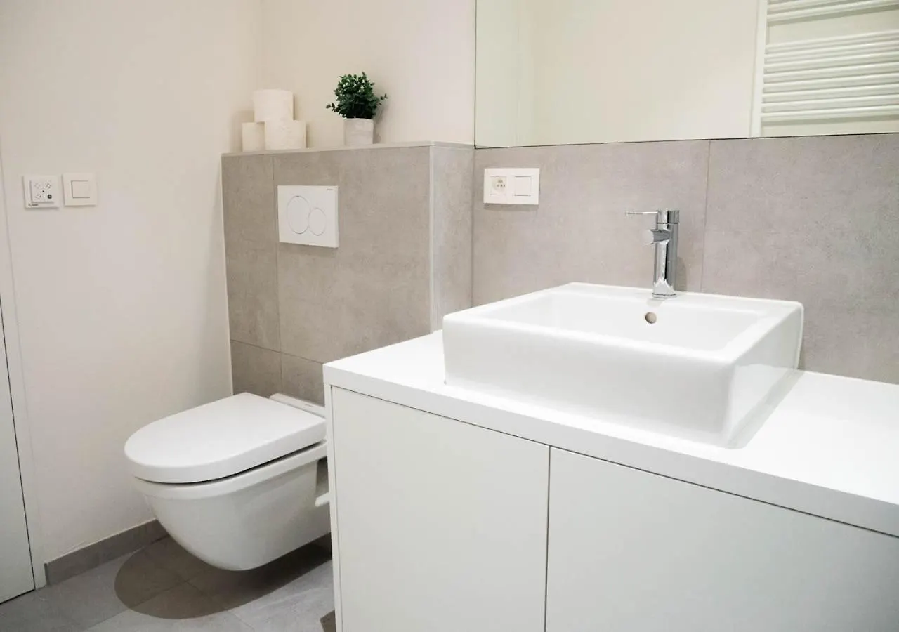 Smartflats - Antwerp View Apartment